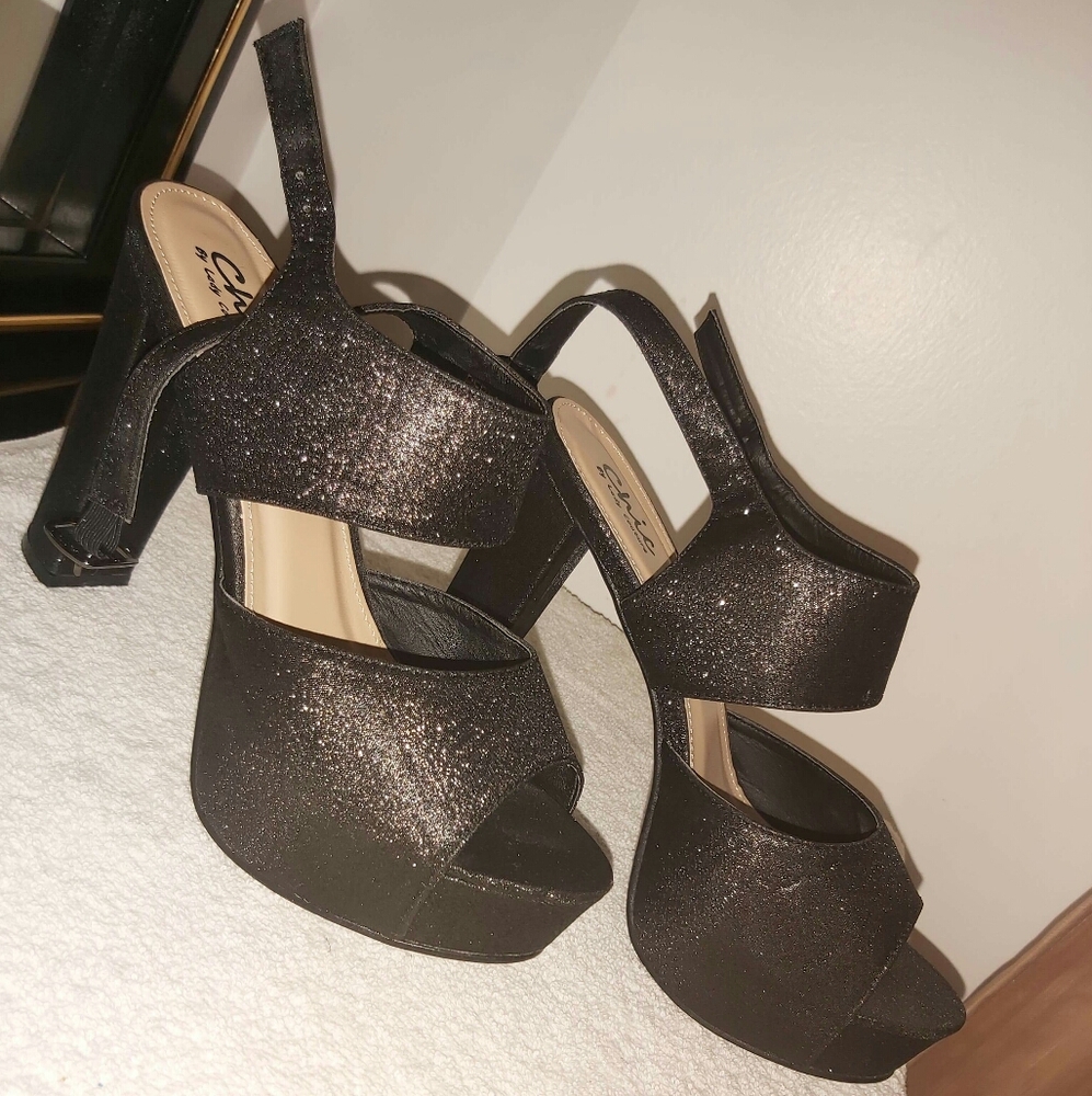 Black shiny platforms